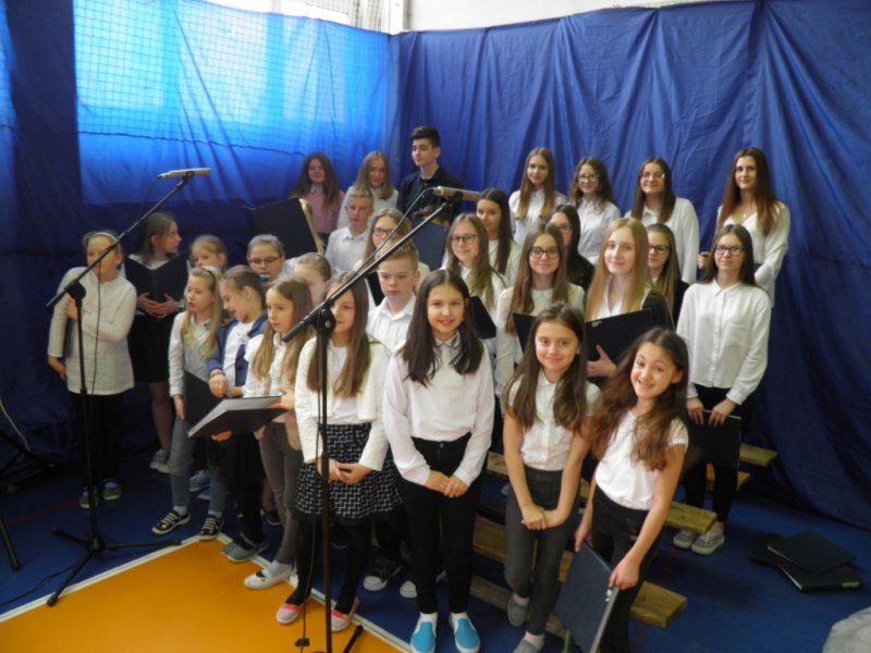 Przedstawienie "Niekochany"